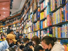 -西西弗书店(城西银泰城店)