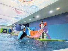 -龙格亲子游泳·水育早教运动中心(龙湾天街店)