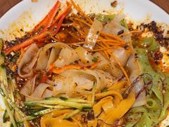 -天山集市(和家乐广场店)