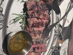 -LESCEDARS Brasserie Bistro香柏树