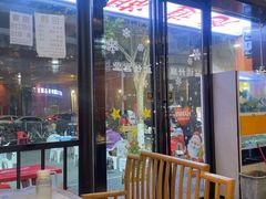 -老街烧烤大排档·地道湖北菜·龙虾馆(汉口火车站店)