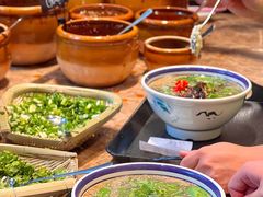 -云阿蛮云南生烫牛肉米线(奉贤路店)