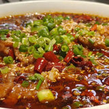 月下品味美食时光