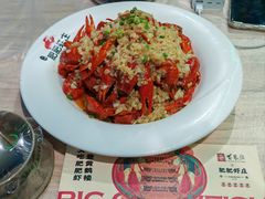 -肥肥虾庄·金牌油焖大虾(首义路店)