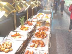 -蓉城四海黑牛烤肉海鲜自助餐厅(宜兴宝龙店)