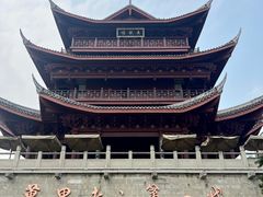 -中国宜宾·长江地标广场