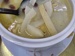 -始于2011柳周农家菜沙田柚美食店(东大街店)