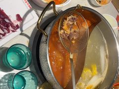 -浪里寻·臻牛养生牛肉火锅(方圆荟店)