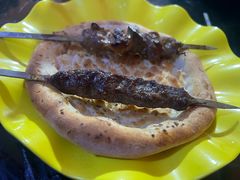 -烤肉小伙烤肉店