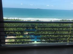 -三亚湾海居铂尔曼度假酒店