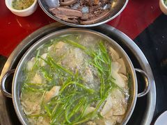 -老石黑山羊毛驴肉火锅(金凯广场店)