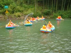 -仙山谷激浪漂流