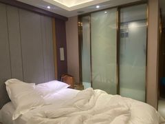 -麗枫酒店(深圳机场福永地铁站店)