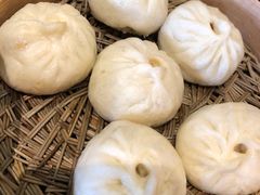 土猪肉老面小笼包-坊门老街(宜山路店)