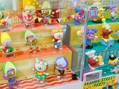 -泡泡玛特POPMART(上海环球港店)