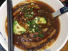 大肉面-囿面传统制面馆(中央路店)