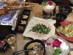 -何师烧烤·香辣蟹·川菜·30年老品牌(太古里旗舰店)