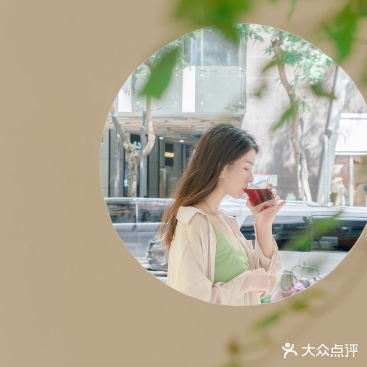 🍃深圳新店🤍简约纯白复式咖啡店☕️无死角!