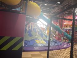 -欧酷世界动力星球(王府井奥莱UP TOWN店)