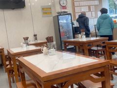 -老西白点心店