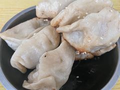 -黄阿姨锅贴大王(万航渡路店)