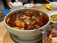 -渝信川菜 · 川味家常菜(财富购物中心店)