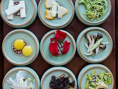 -桥香园过桥米线(国贸店)