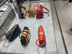 -CHARLES&KEITH(城西银泰店)