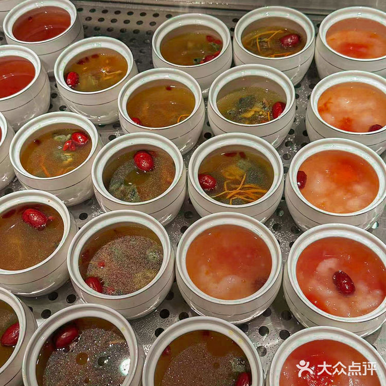 海鲜自由在这一刻达到了顶峰鲜活的海鲜鲍鱼