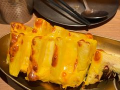 烤菠萝-耶里夏丽·新疆菜·28年喀什老馆(田林东路店)