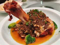 汉王一品肘子-江城小馆陕南妈妈菜·全球旅行餐厅(钟楼店)