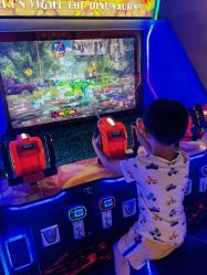 -哈尼鹿儿童乐园(长沙梅溪湖步步高店)