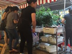 -拈签一笑黄牛肉辣卤串串