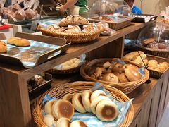 -沁屋面包店(人民东路店)