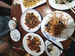 田鸡烧鱼乔-董厨煨汤馆(车站路店)