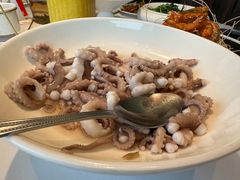 白灼鱿鱼-鱼翅楼·津派砂锅鱼翅(水上公园店)