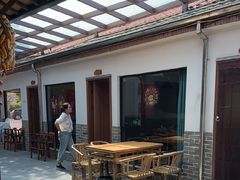 -李东农庄(中南百草园地标店)