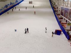 -乔波室内滑雪场