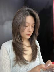 -苑苑发型设计