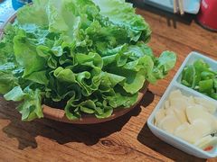 -小花花炭火烤肉·十五年延吉风味(左家庄店)