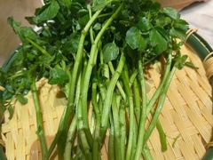 -尚尚仙·酸汤猪手·猪肚鸡火锅(华联万柳购物中心店)