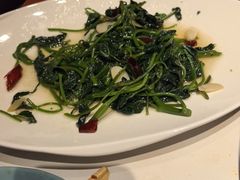 -老周家酱卤猪蹄私房菜(克拉玛依西街店)