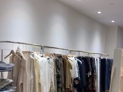 -眷顾自助服装工作室(中南金石国际广场A座店)