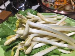 -一叶一世界·素食餐厅(锦华万达店)