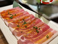 调味五花肉-明洞阿姨·韩式酱蟹烤肉·创意料理(三元桥店)