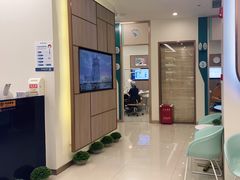 -维乐口腔(美维云门诊陆家嘴店)