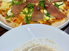 -斯比特花园西餐厅(东方商厦店)