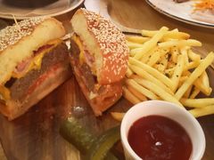 -羽深肉铺 Steak & Wine