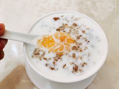 雪耳桃胶-老周记顺德双皮奶