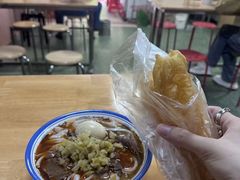 -魏旺湖北正宗牛肉面(硚口公园店)